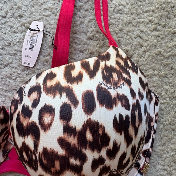 Victoria’s Secret - Leopard Print Push-Up Bra with Red Straps - Size 36DD - Picture 2 of 3